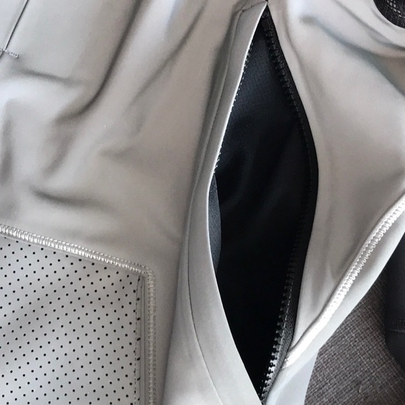 Lululemon Bright Bomber Jacket Sz 4 - Picture 4 of 10